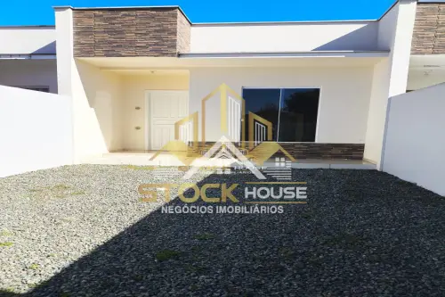 CASA GEMINADA À VENDA 1 SUÍTE + 1 QUARTO EM ARAQUARI