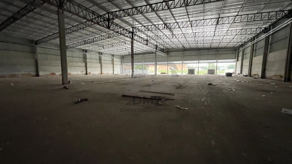 Galpão Logístico ou industrial frente rodovia em Maringá