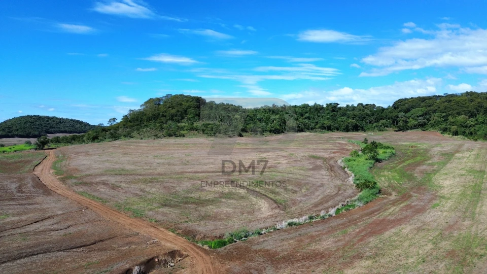 Imagens do imóveis Fazenda/Sítios/Chácaras À Venda Vila Rural Jataizinho