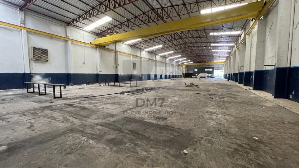 Galpão industrial no contorno sul