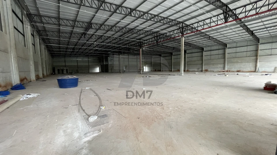 Galpão Logístico ou industrial frente rodovia em Maringá