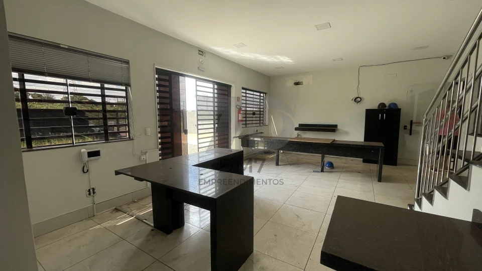 Galpão industrial no contorno sul