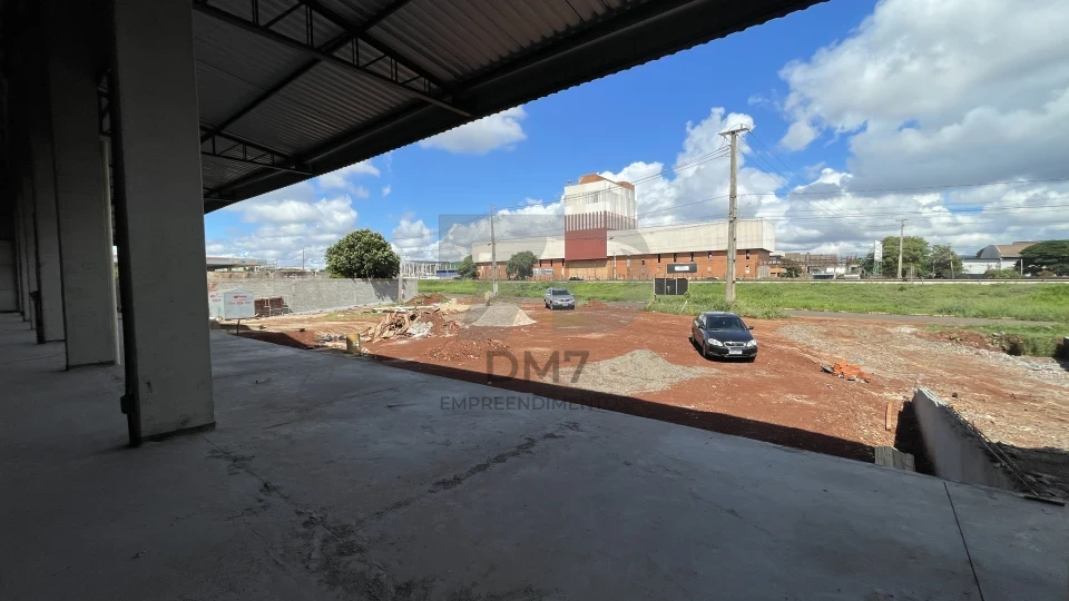 Galpão Logístico ou industrial frente rodovia em Maringá