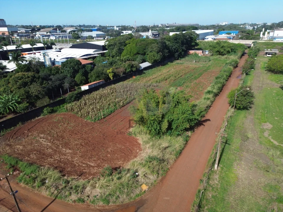 Imagens do imóveis Terreno À Venda Parque Industrial Maringá