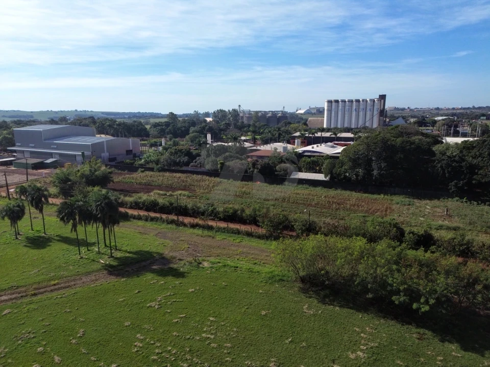 Imagens do imóveis Terreno À Venda Parque Industrial Maringá