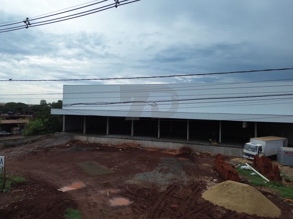 Galpão Logístico ou industrial frente rodovia em Maringá