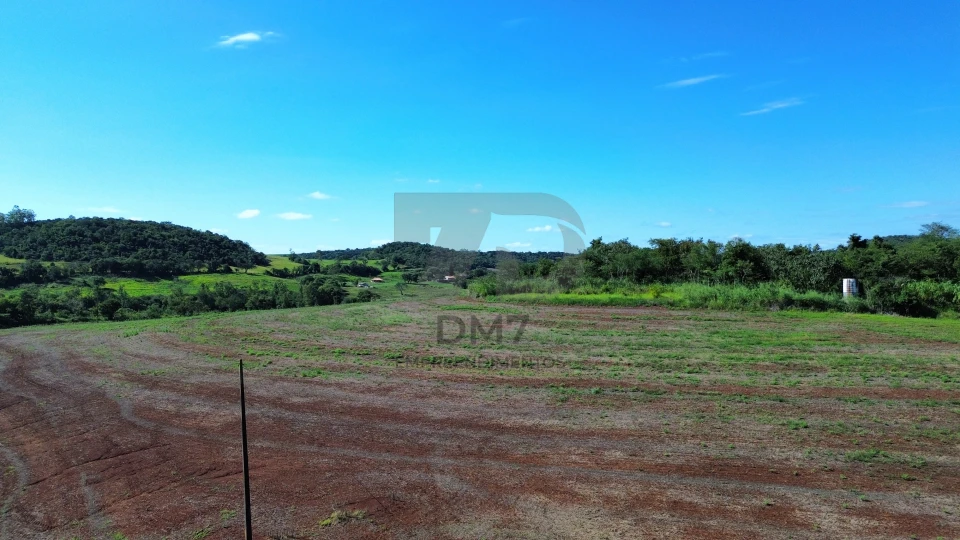 Imagens do imóveis Fazenda/Sítios/Chácaras À Venda Vila Rural Jataizinho