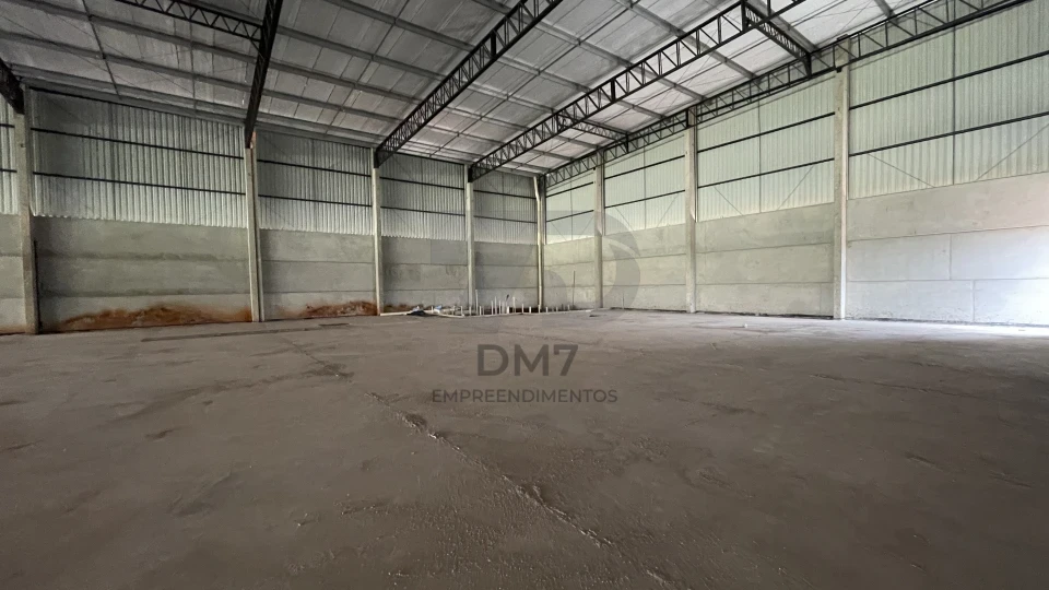 Galpão Logístico ou industrial frente rodovia em Maringá