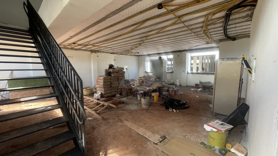 Barracão Industrial em frente a COCAMAR