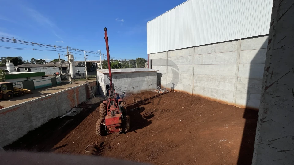 Galpão Logístico ou industrial frente rodovia em Maringá