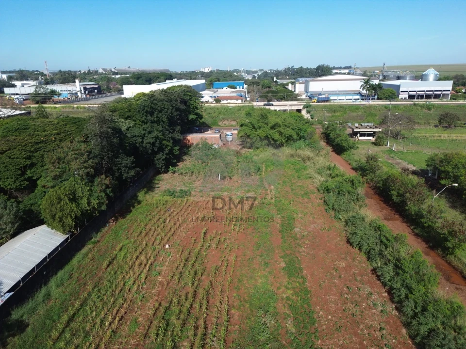 Imagens do imóveis Terreno À Venda Parque Industrial Maringá