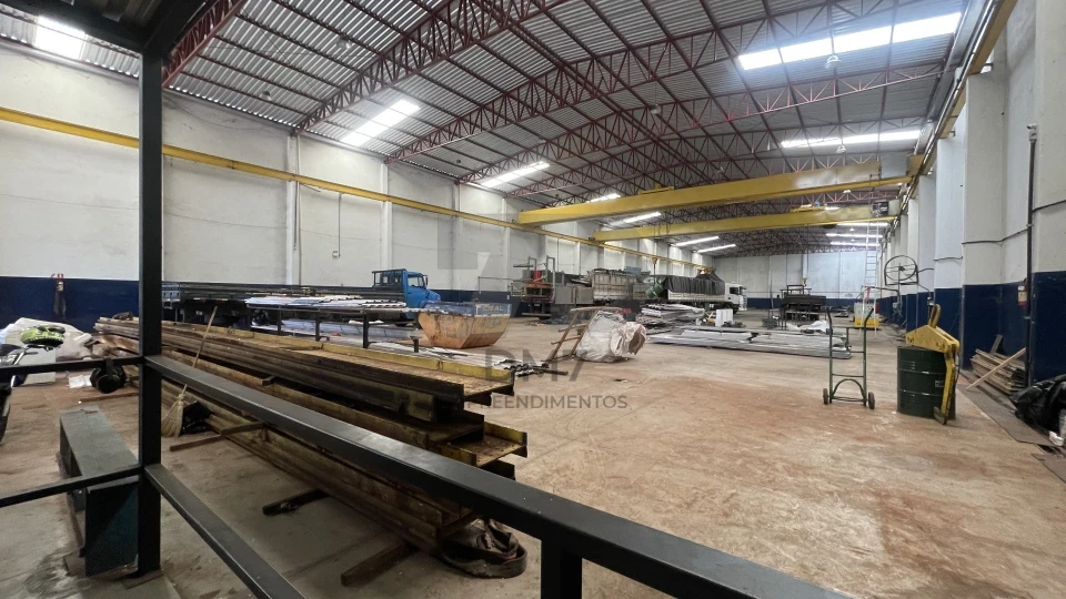 Galpão industrial no contorno sul