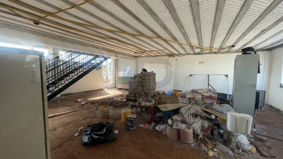 Barracão Industrial em frente a COCAMAR