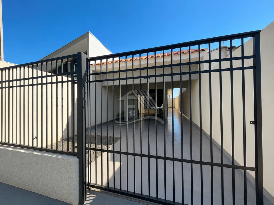 CASA NO JARDIM NOBRE  - DISPONIVEL PARA SETEMBRO