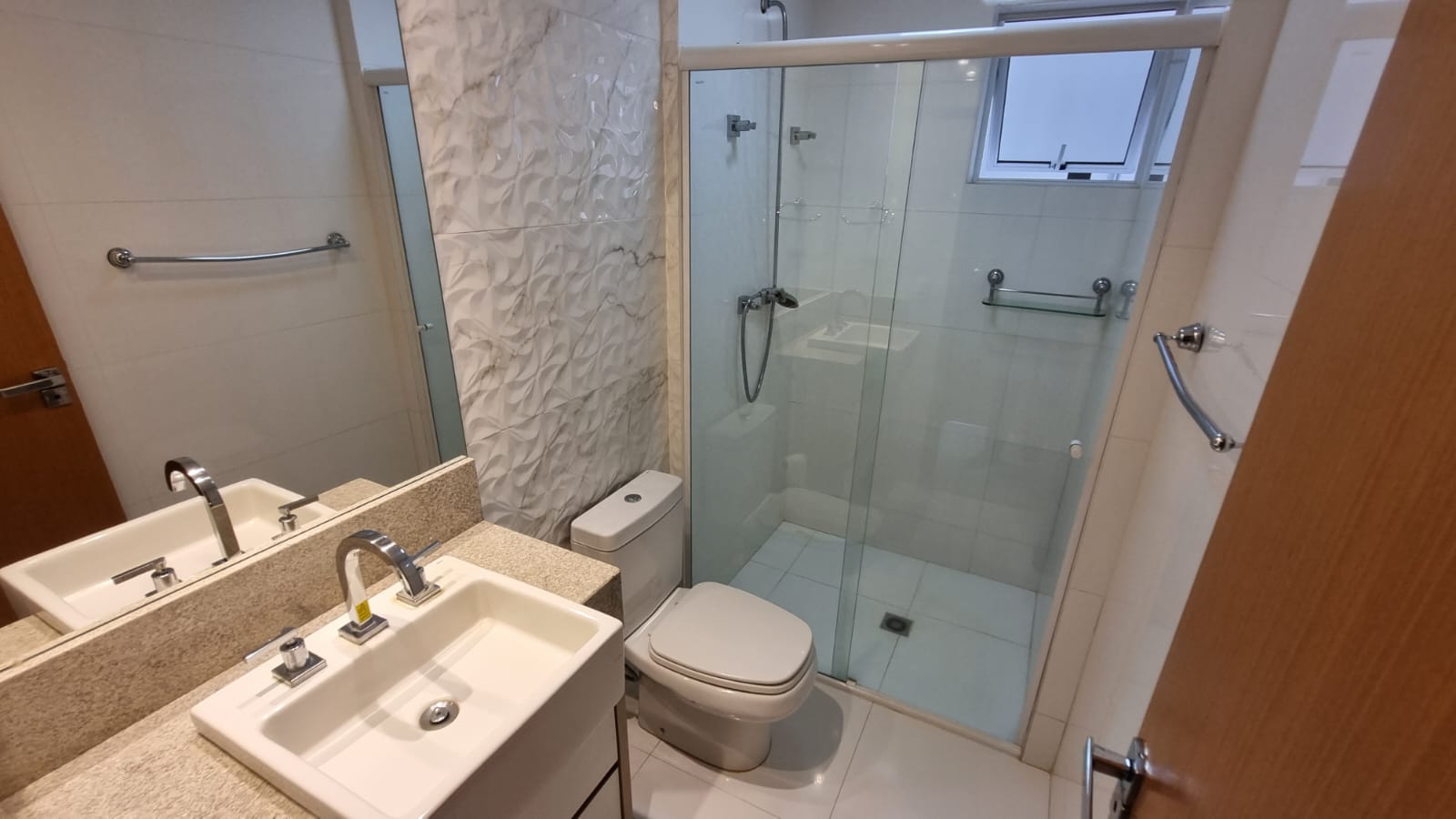 Venda APARTAMENTO ROLANDIA PR Brasil