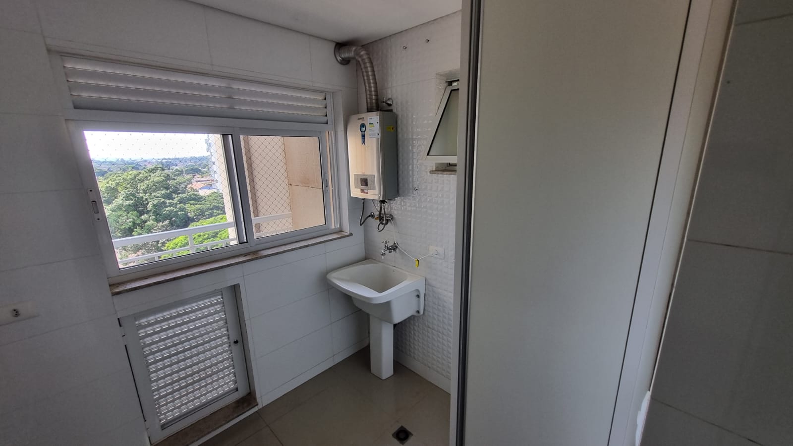 Venda APARTAMENTO ROLANDIA PR Brasil