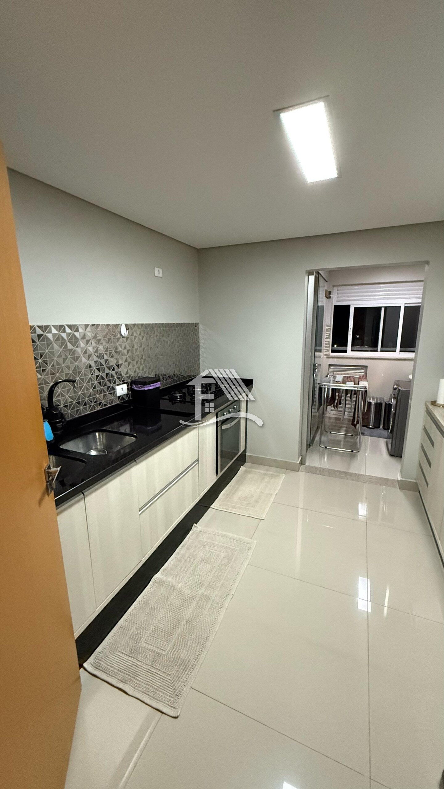 Venda APARTAMENTO ROLANDIA PR Brasil