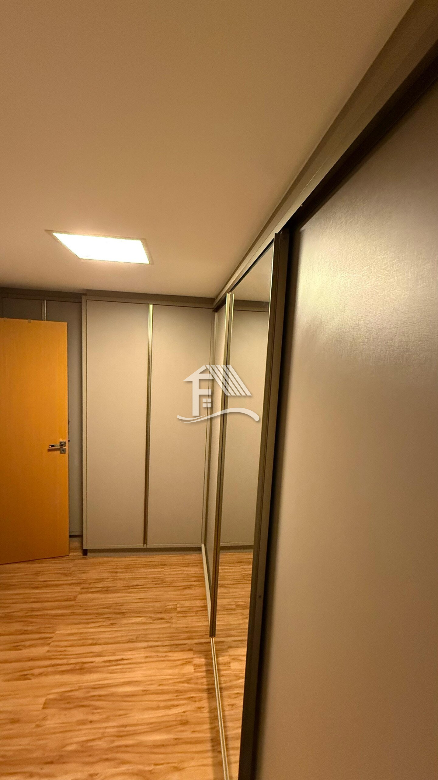 Venda APARTAMENTO ROLANDIA PR Brasil