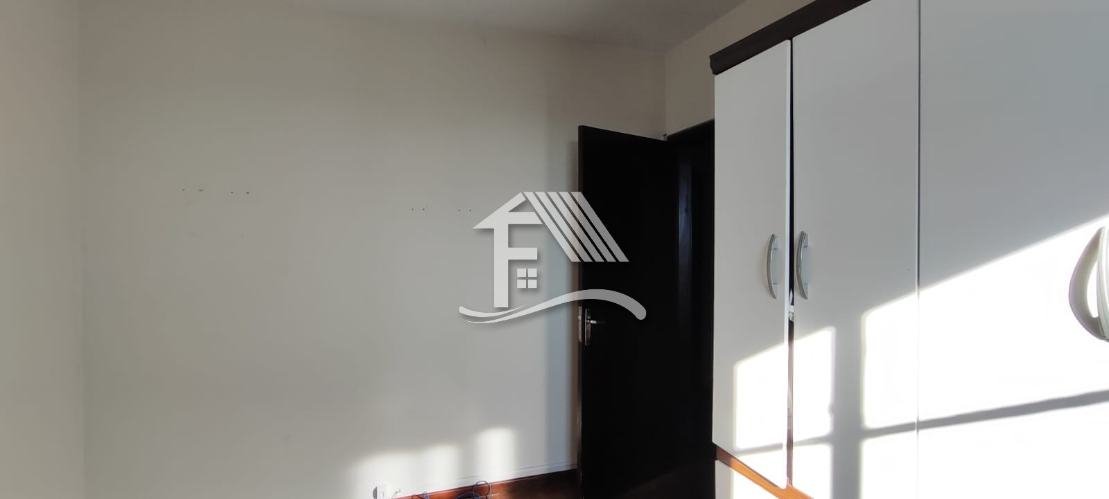Venda APARTAMENTO ROLANDIA PR Brasil