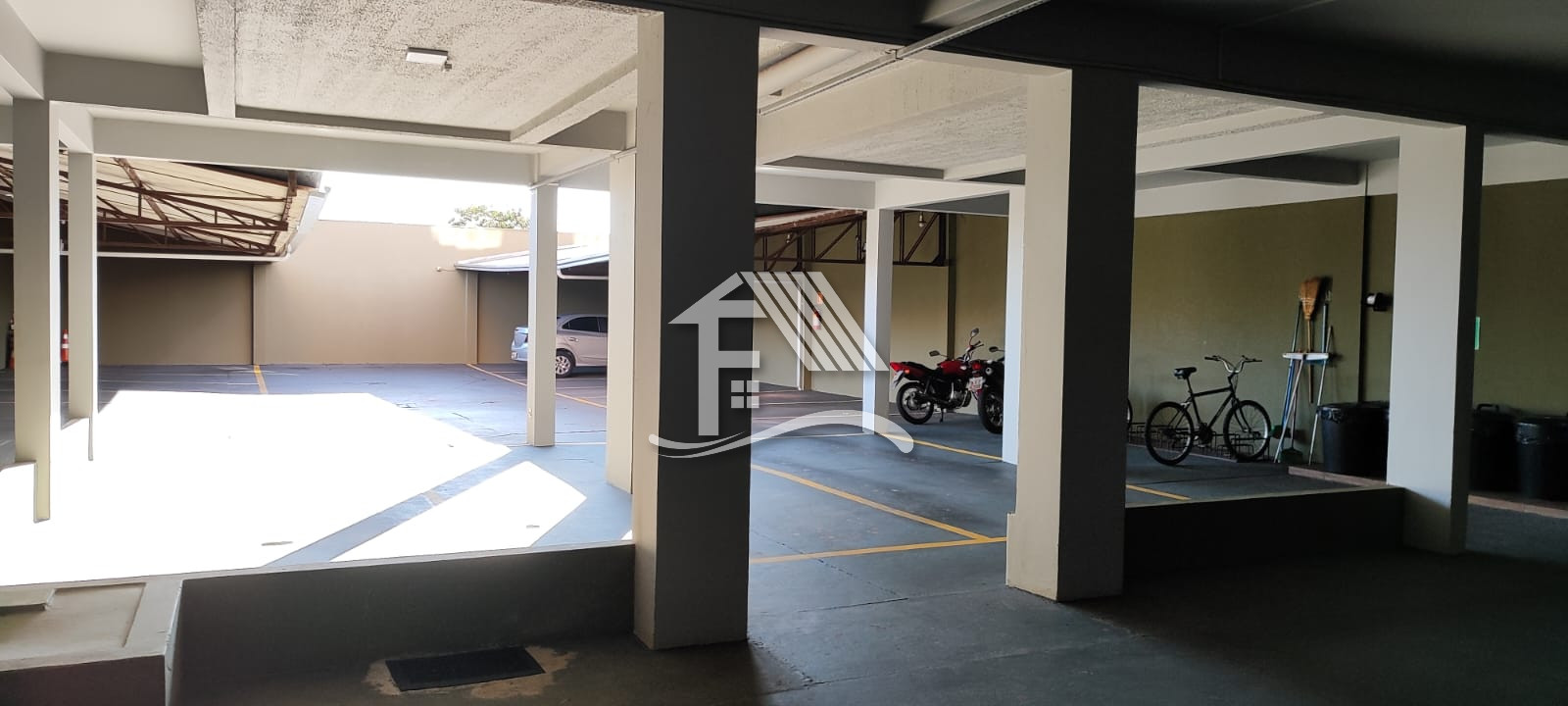 Venda APARTAMENTO ROLANDIA PR Brasil