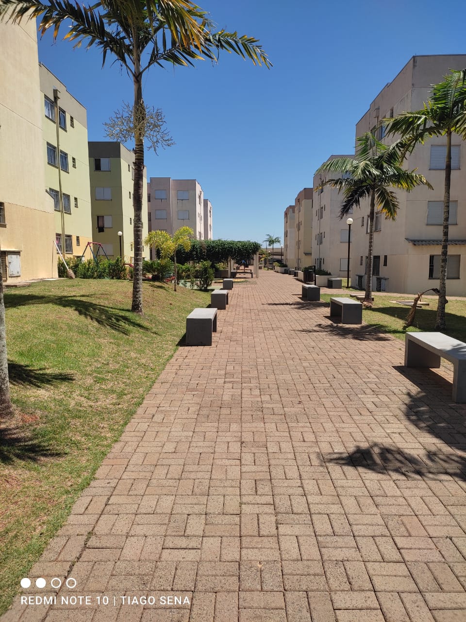 Venda APARTAMENTO ROLANDIA PR Brasil