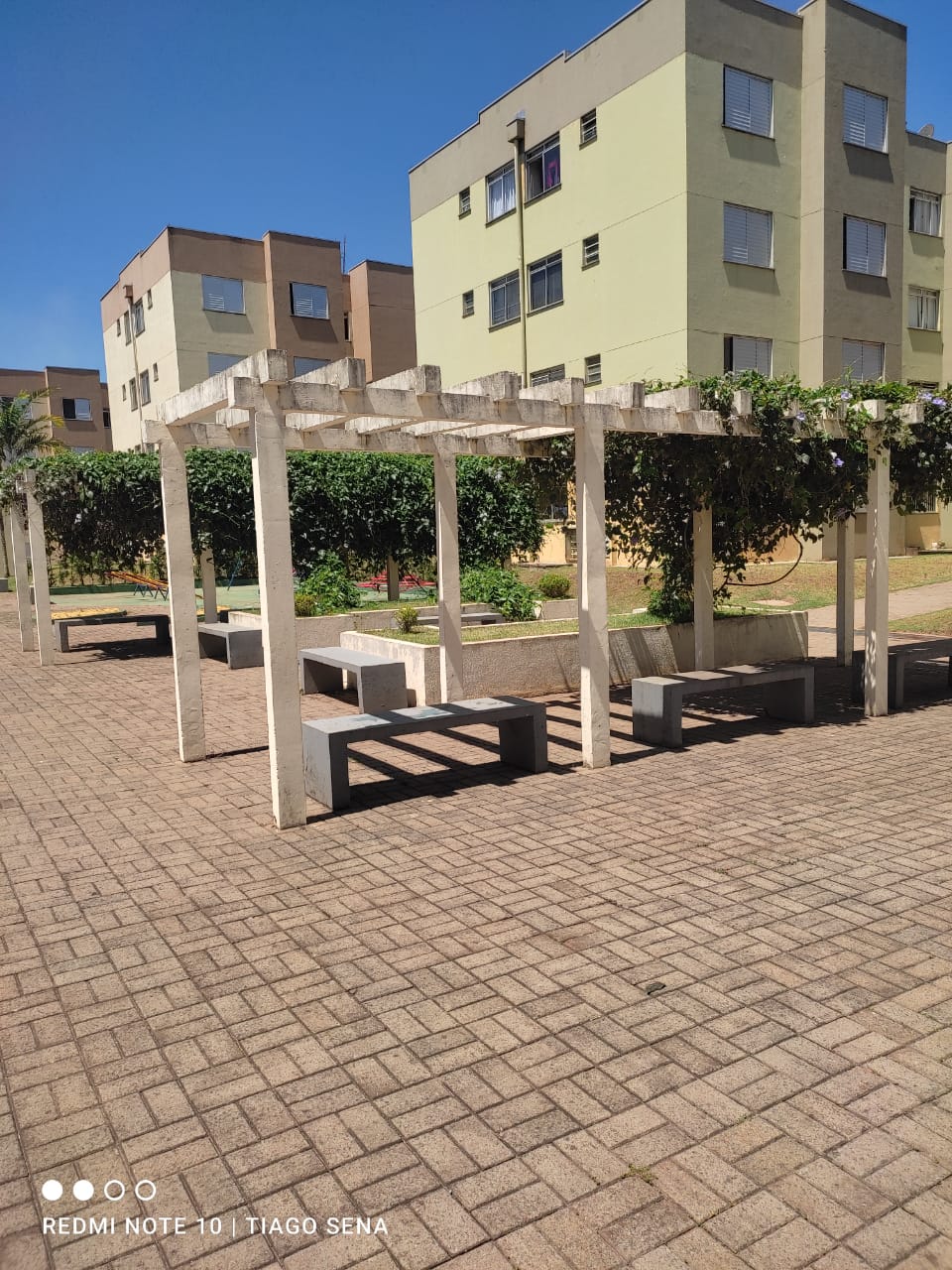 Venda APARTAMENTO ROLANDIA PR Brasil