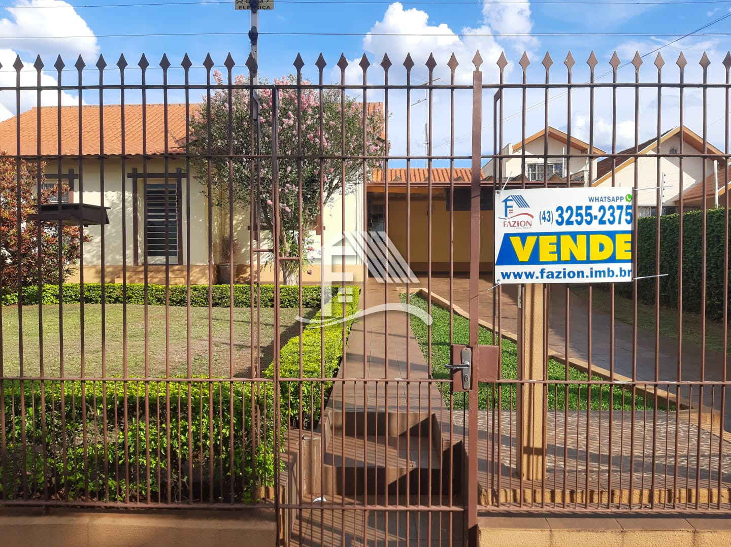 Venda CASA ROLANDIA PR Brasil