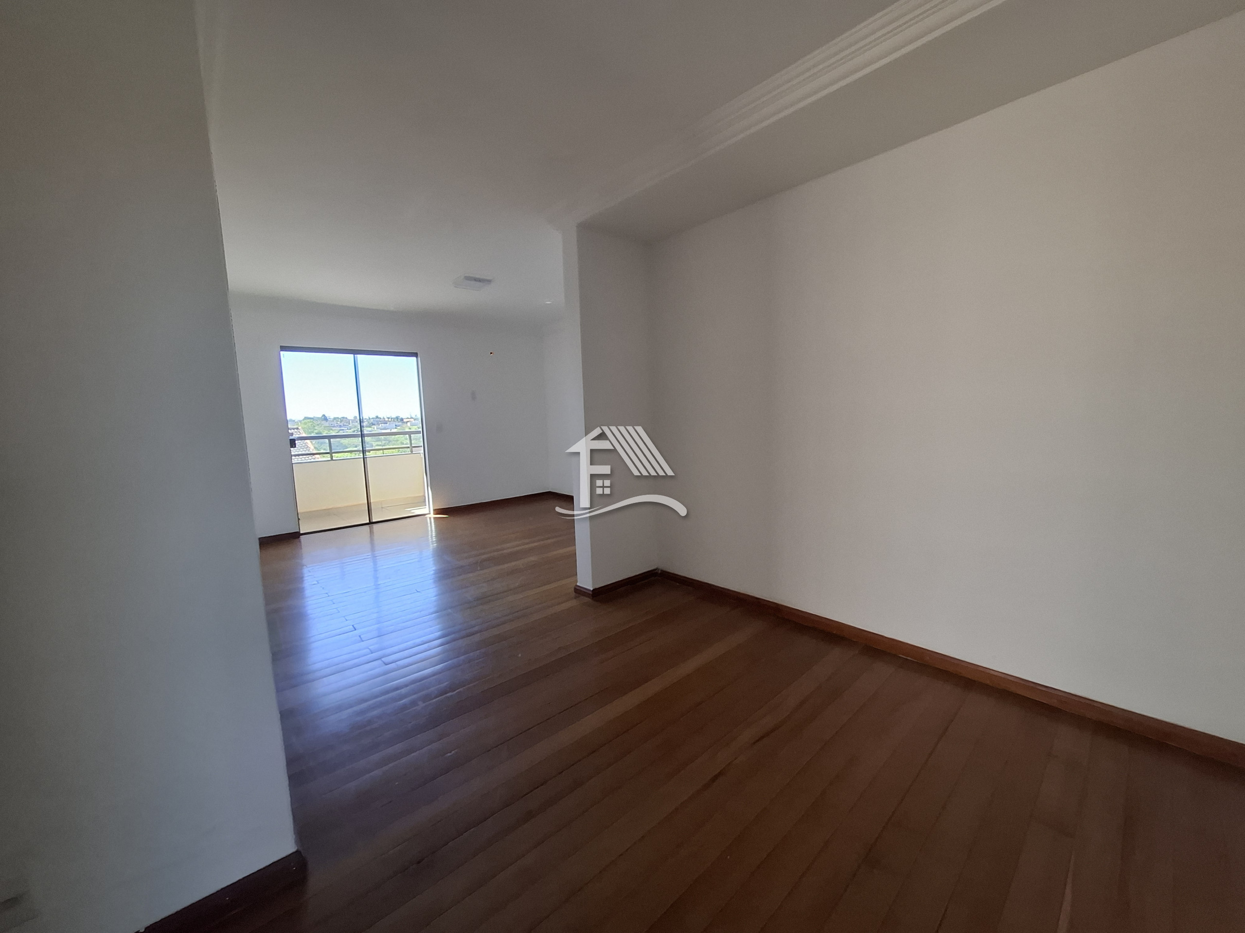 Venda CASA ROLANDIA PR Brasil