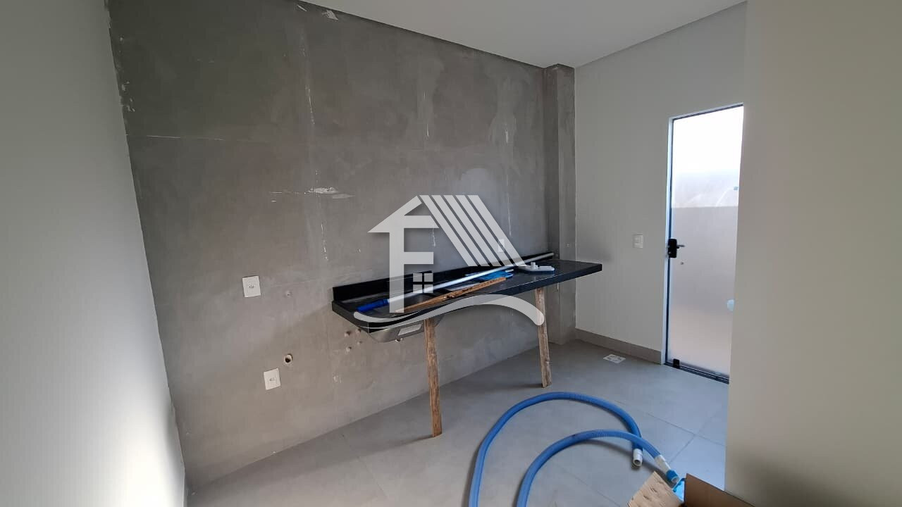 Venda CASA ROLANDIA PR Brasil