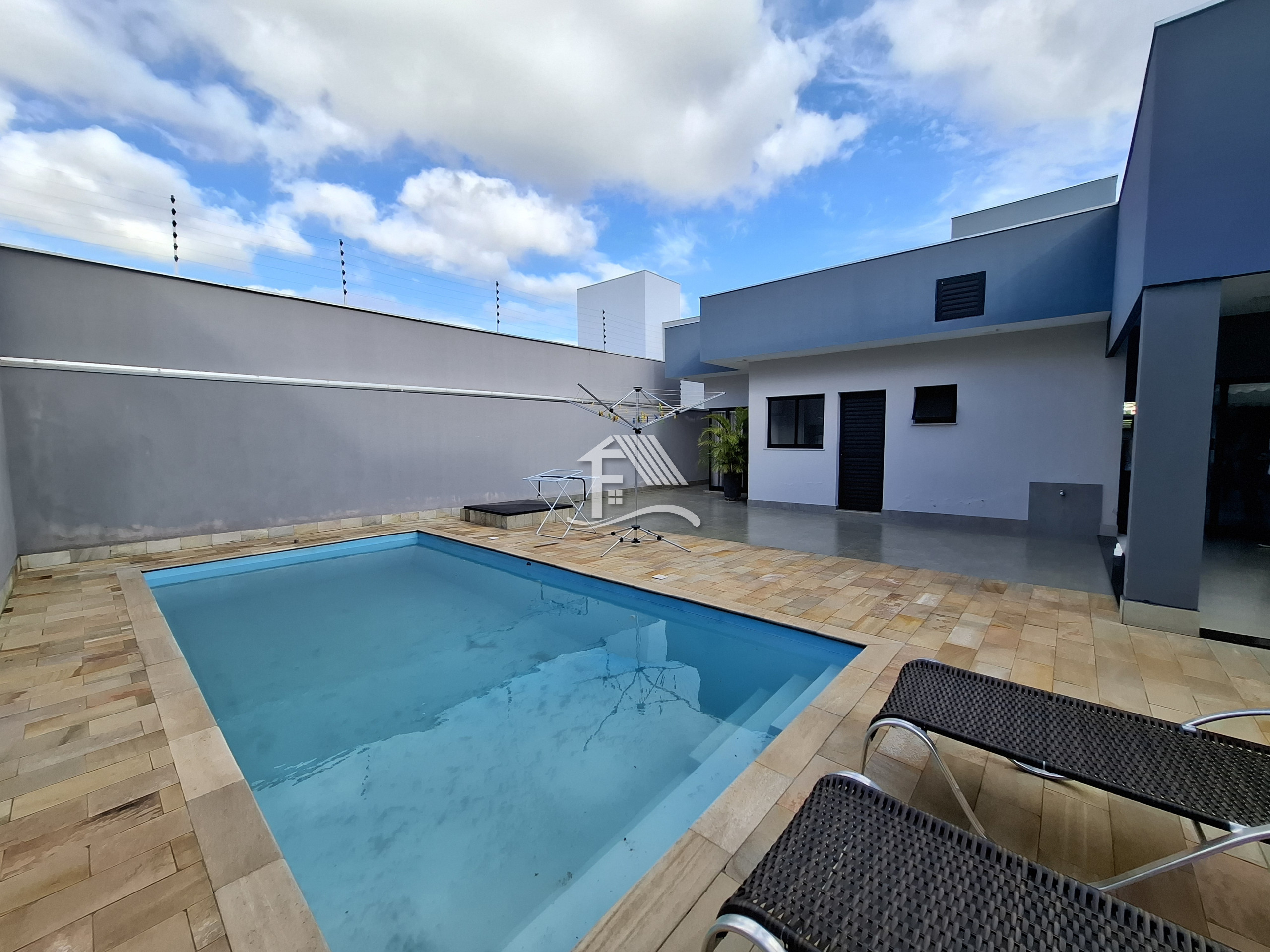 Venda CASA ROLANDIA PR Brasil