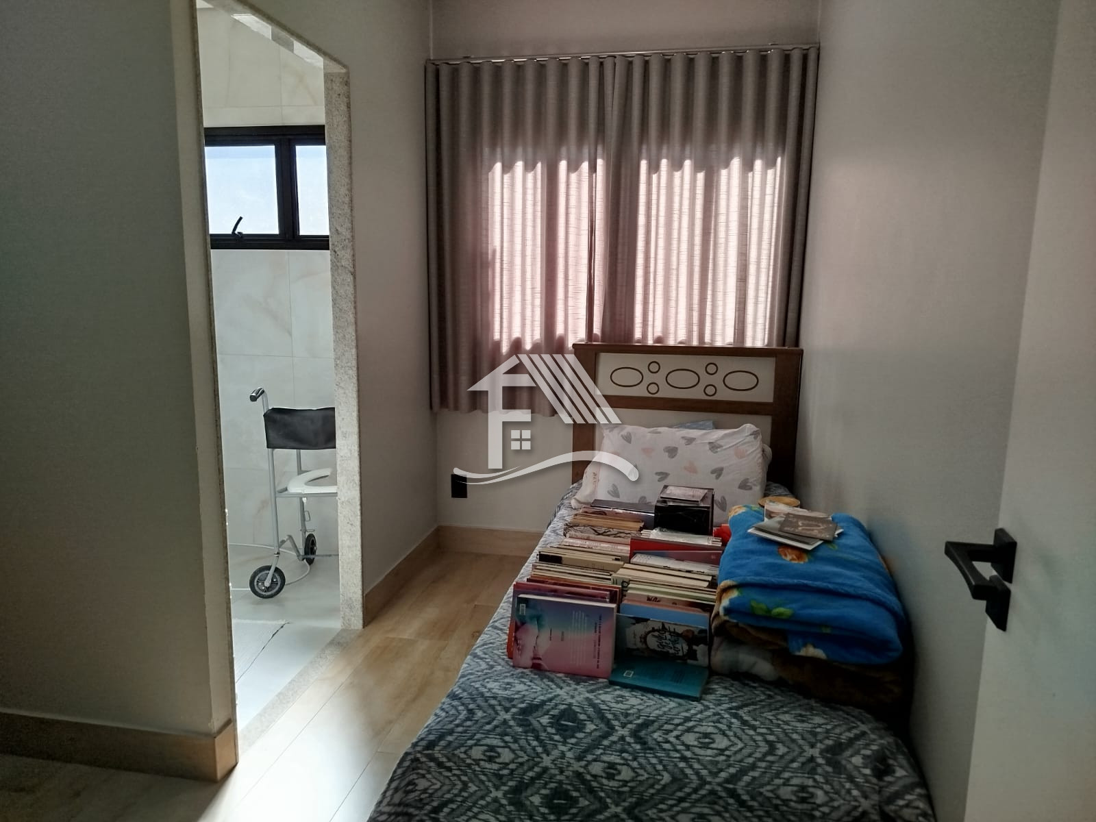 Venda CASA ROLANDIA PR Brasil