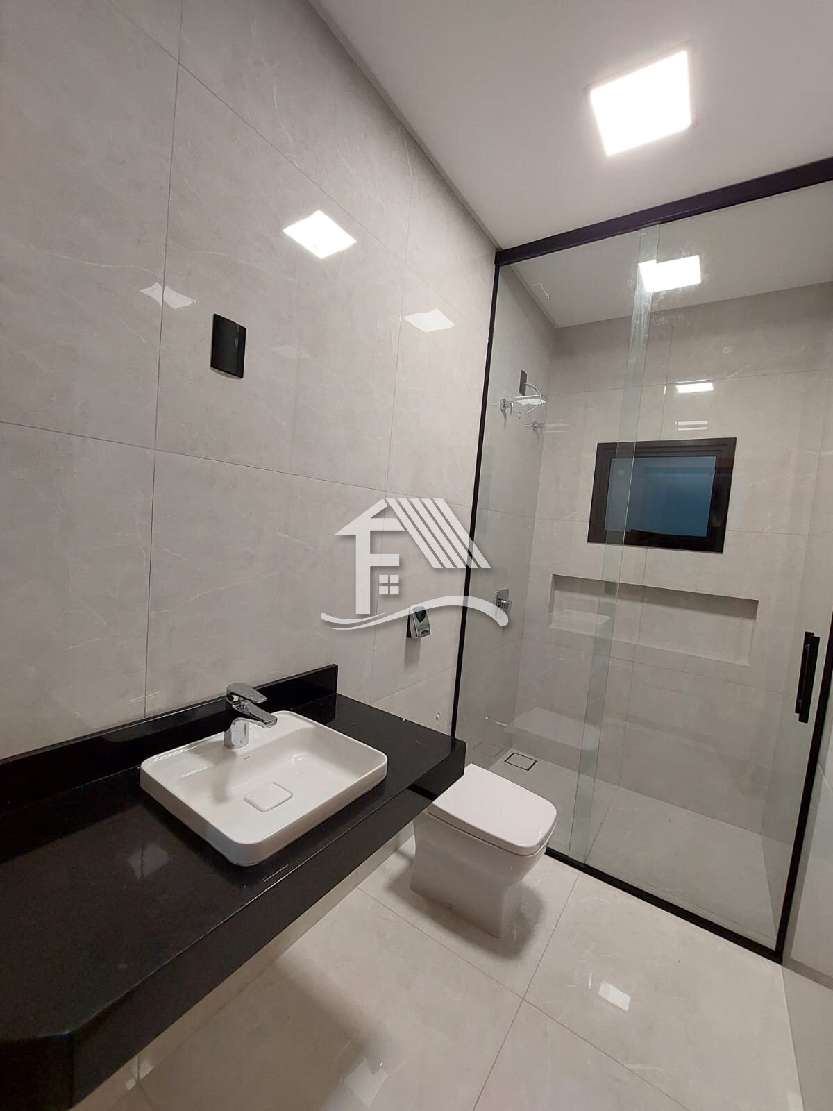 Venda CASA ROLANDIA PR Brasil