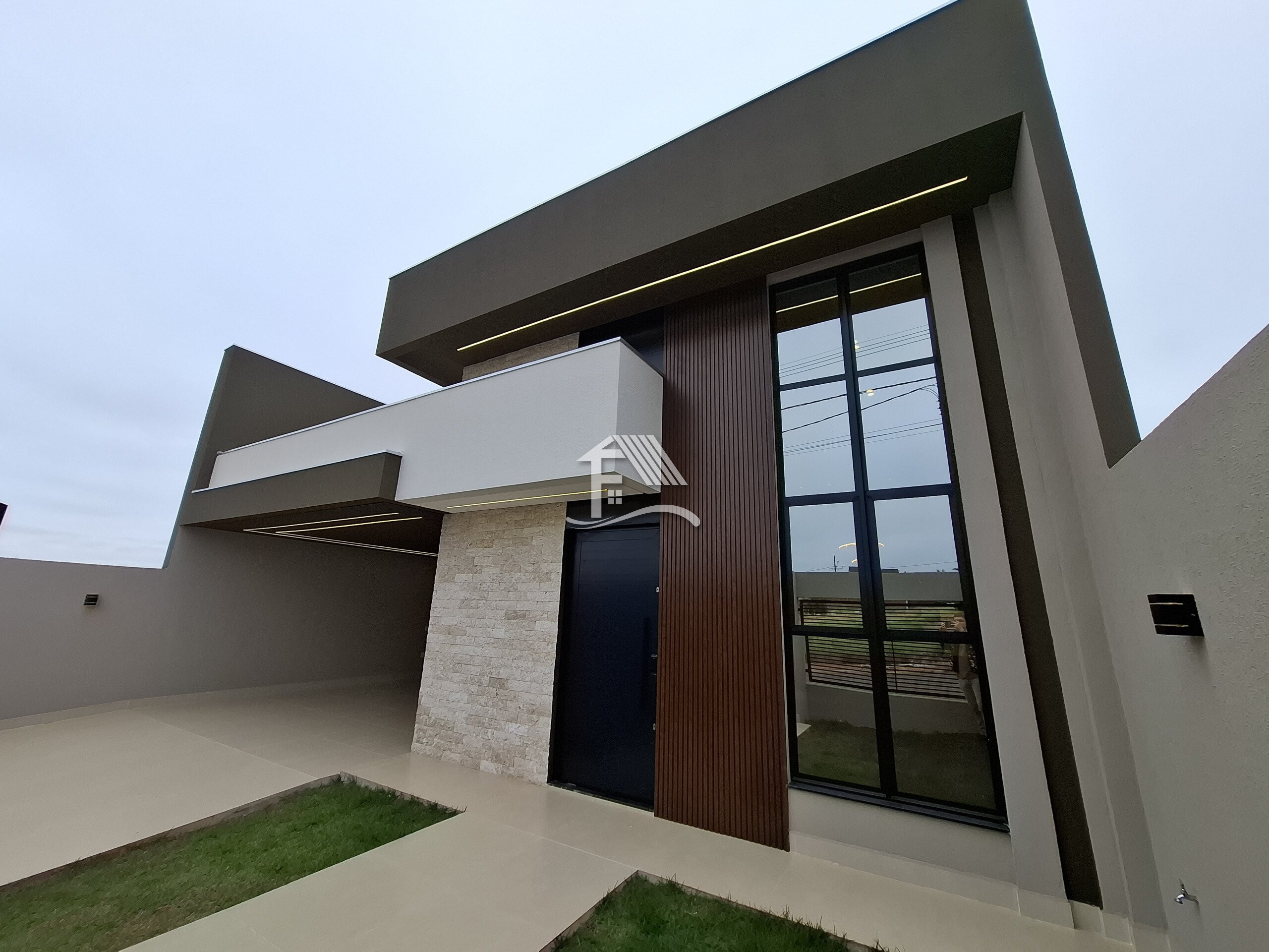 Venda CASA ROLANDIA PR Brasil