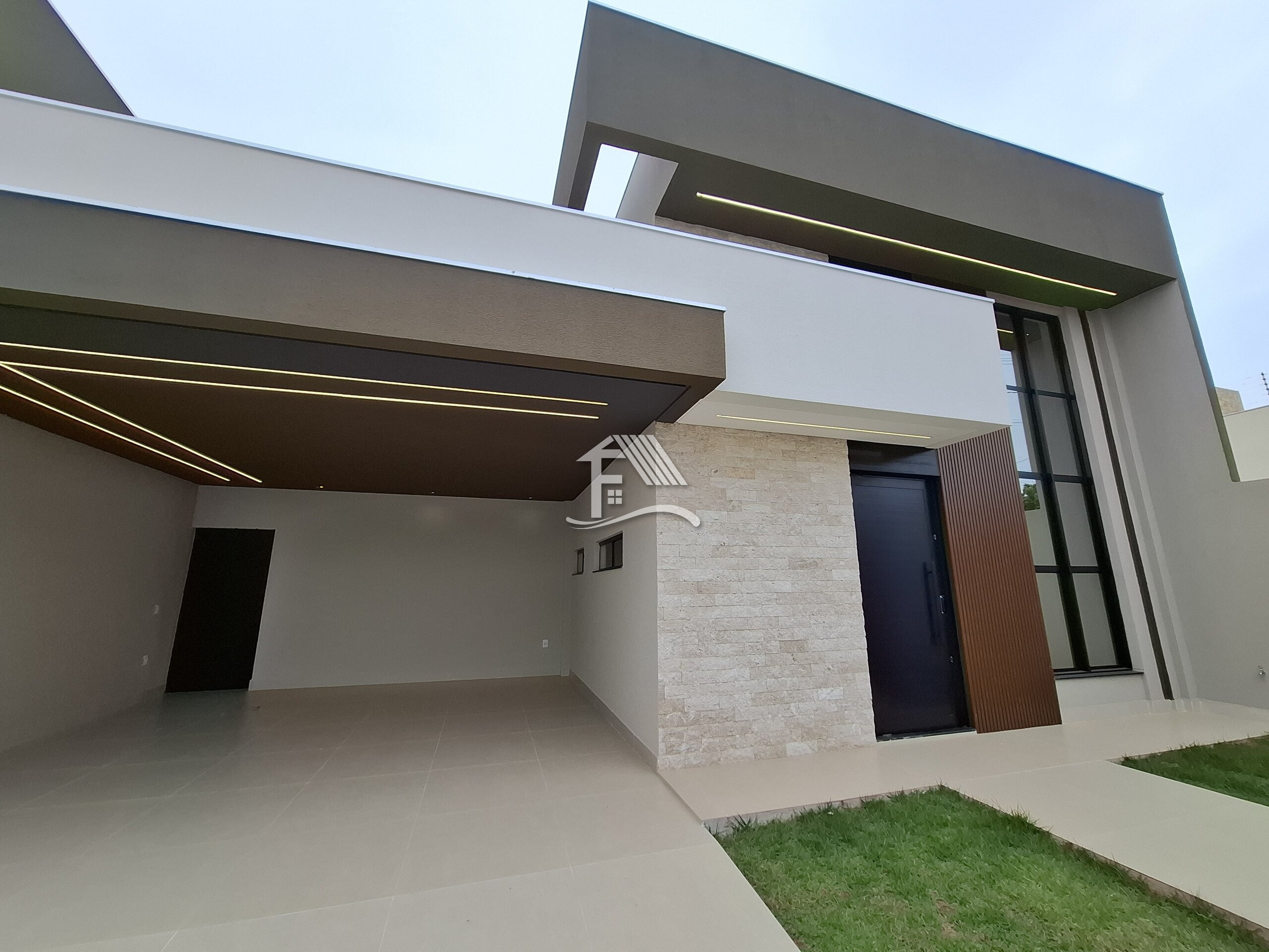 Venda CASA ROLANDIA PR Brasil