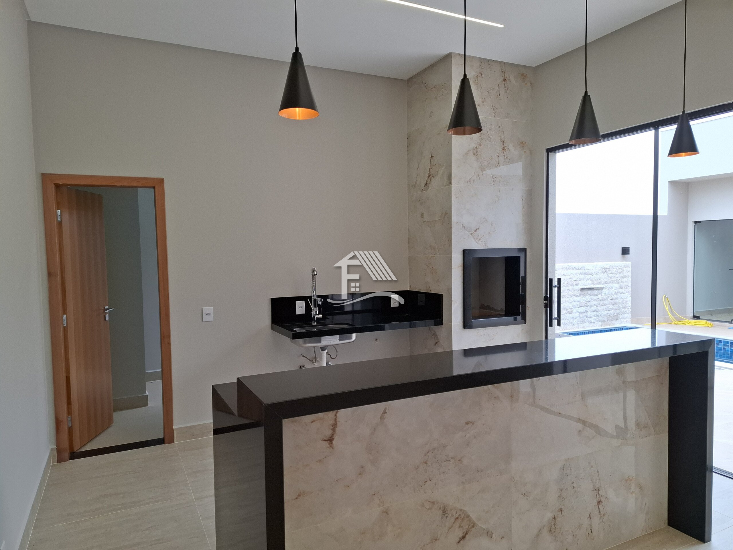 Venda CASA ROLANDIA PR Brasil