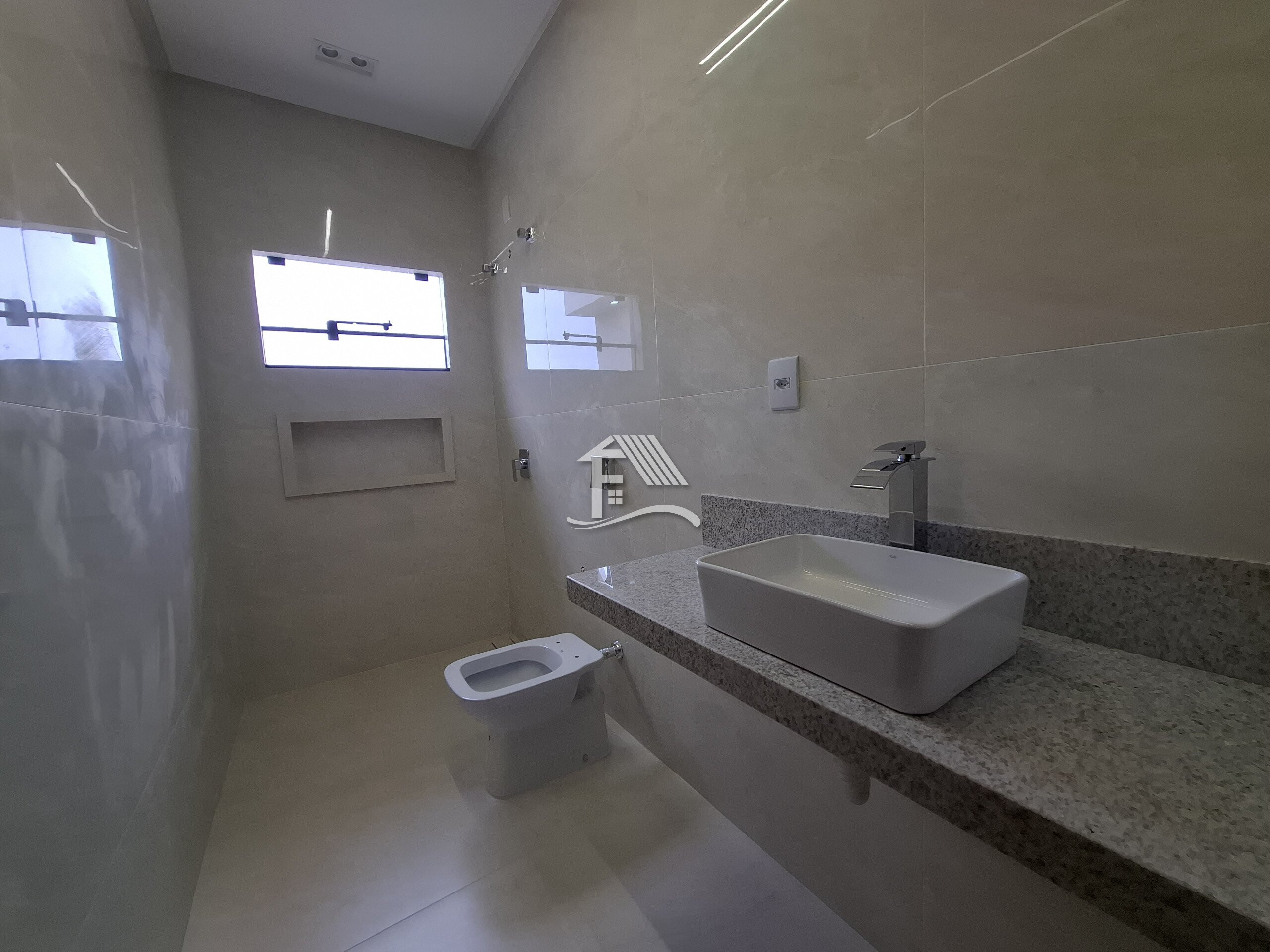 Venda CASA ROLANDIA PR Brasil