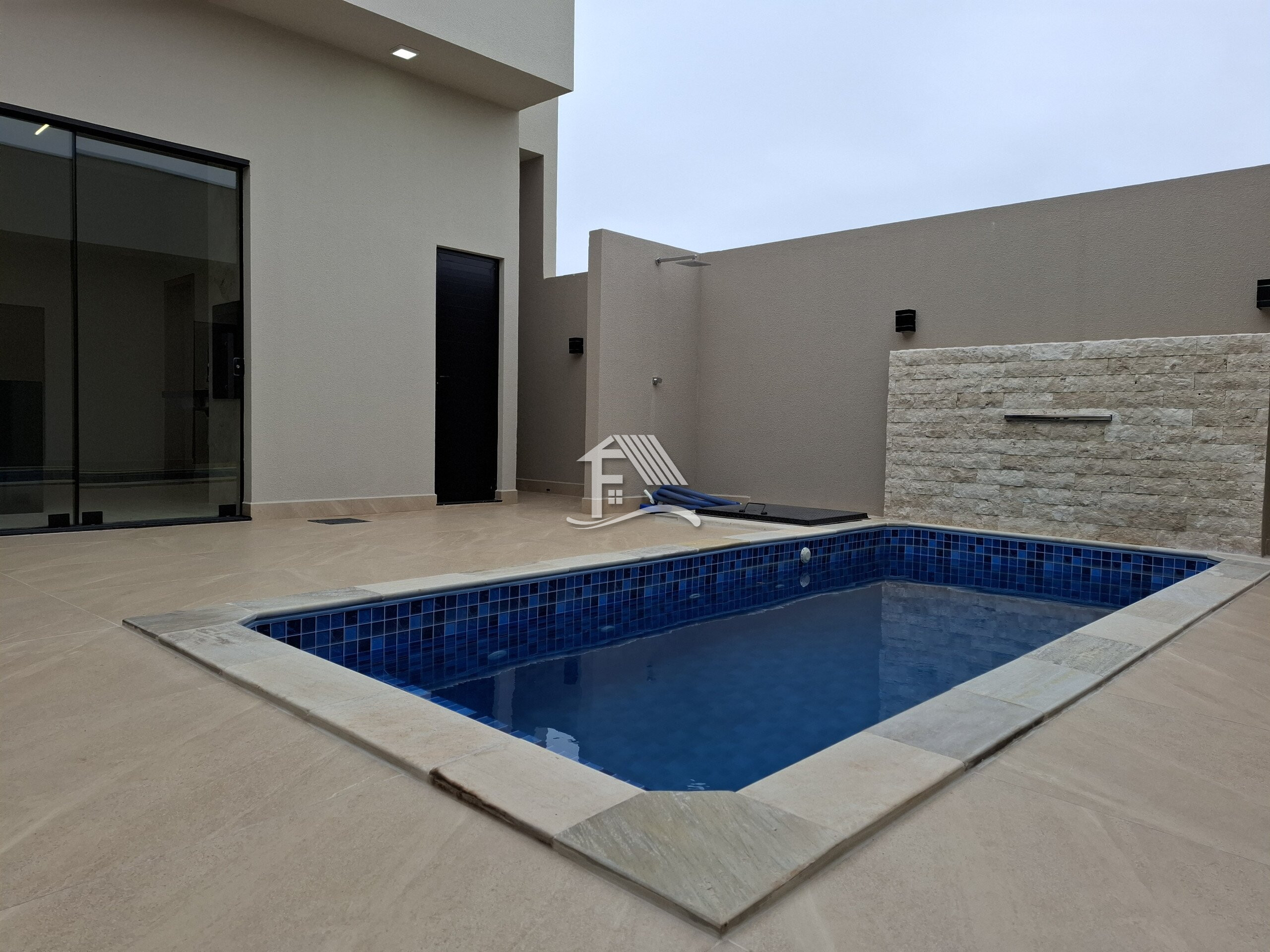 Venda CASA ROLANDIA PR Brasil
