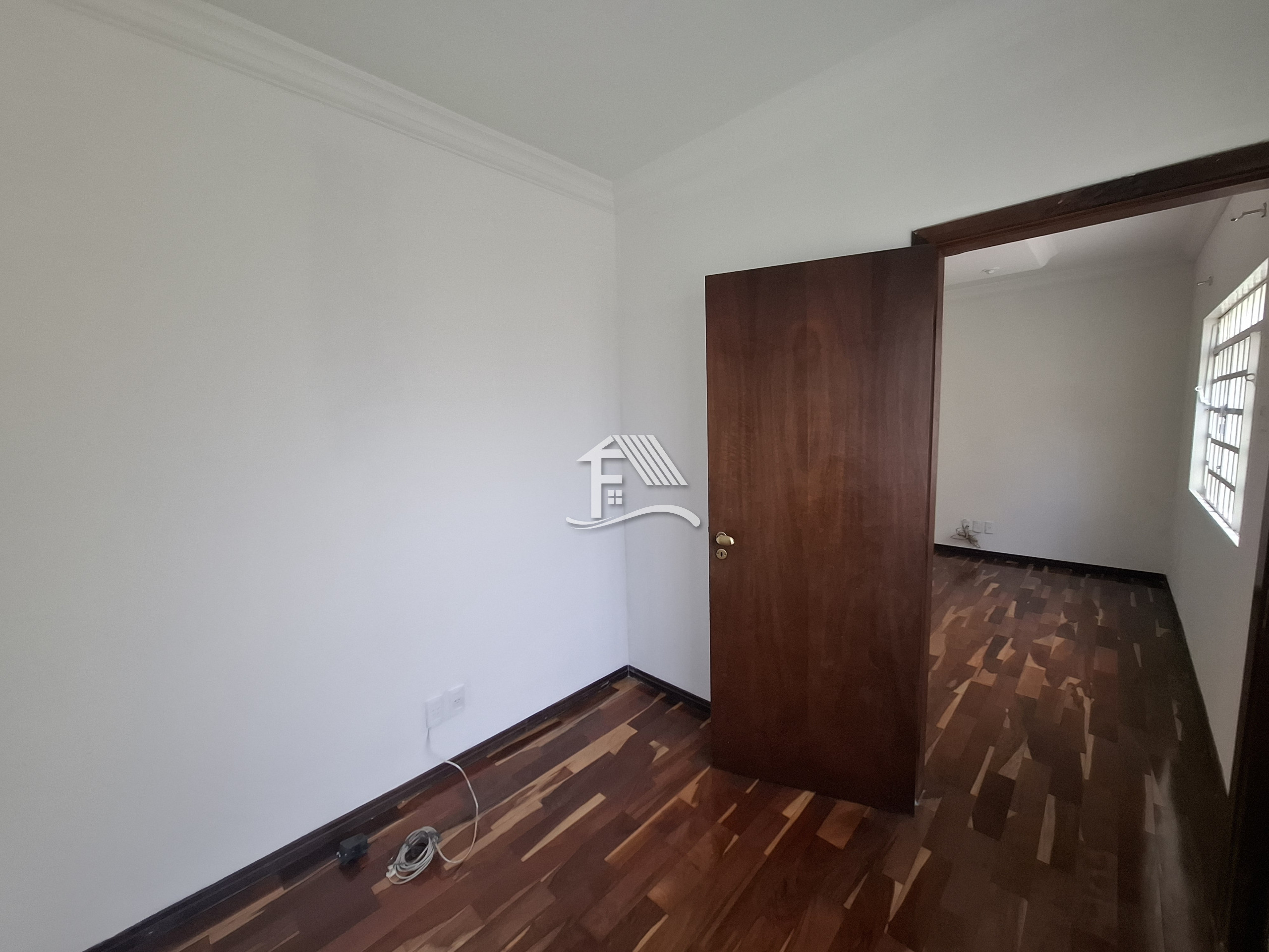 Venda CASA ROLANDIA PR Brasil