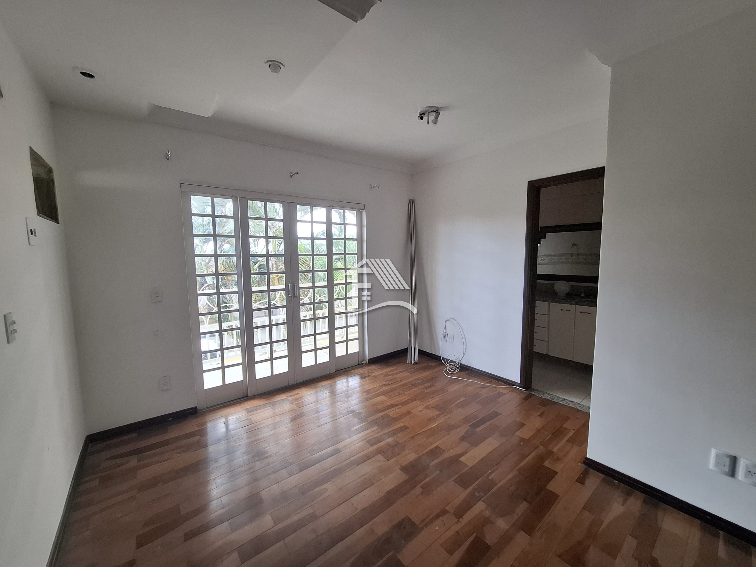Venda CASA ROLANDIA PR Brasil