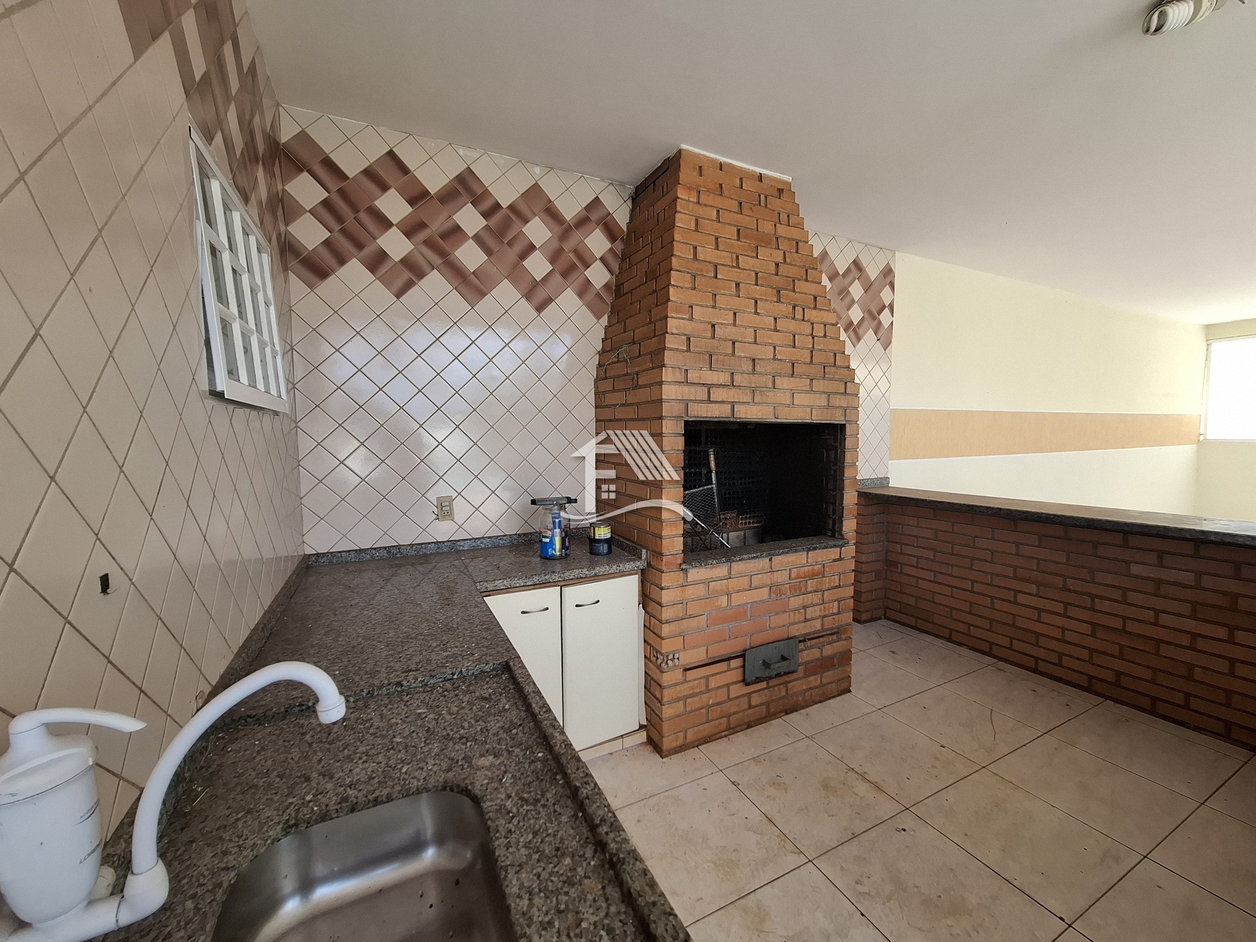 Venda CASA ROLANDIA PR Brasil