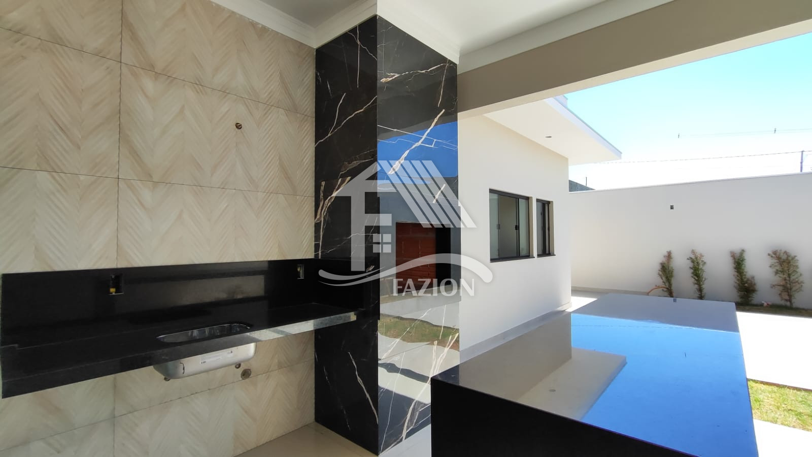 Venda CASA ROLANDIA PR Brasil