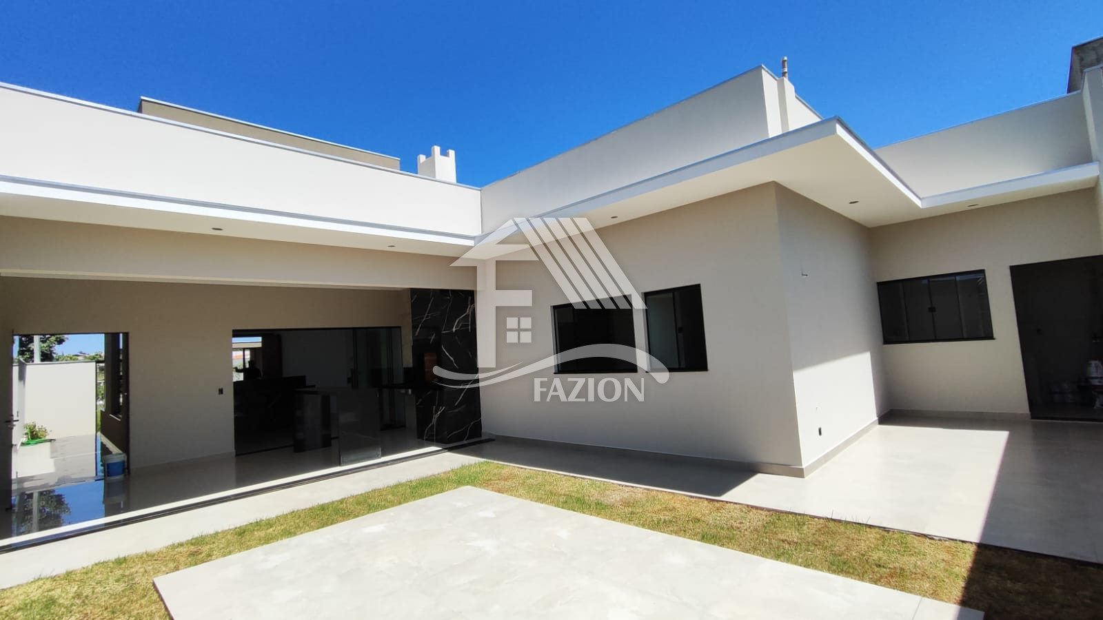 Venda CASA ROLANDIA PR Brasil