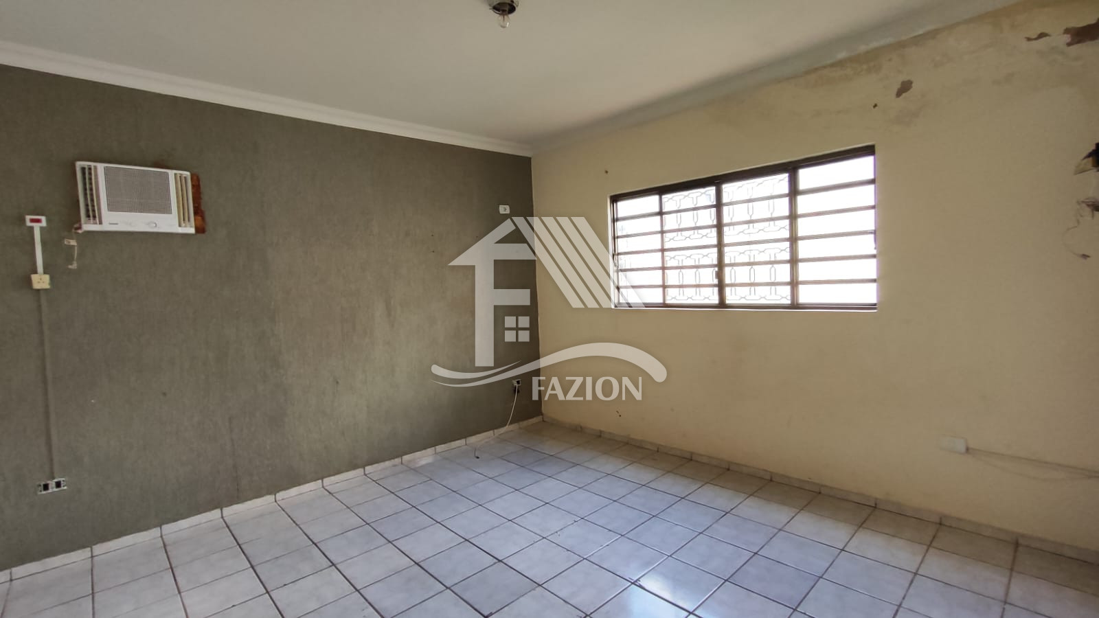 Venda CASA ROLANDIA PR Brasil