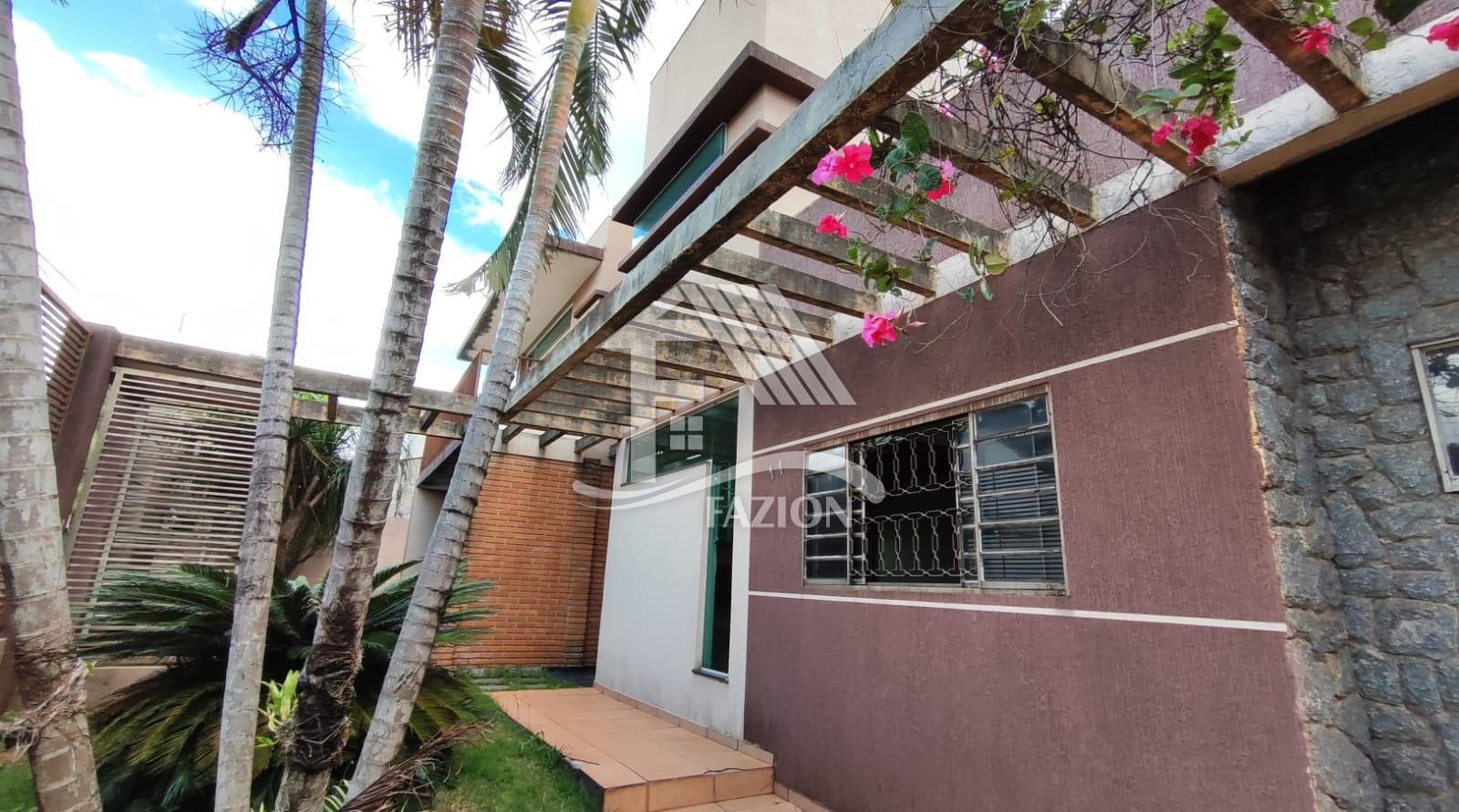 Venda CASA ROLANDIA PR Brasil