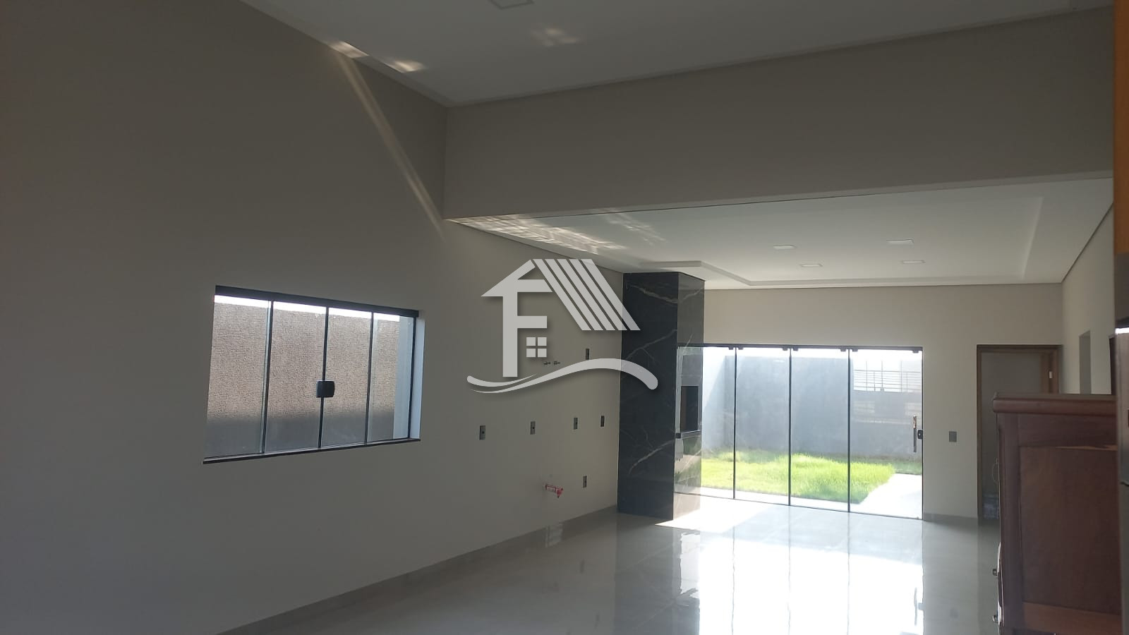 Venda CASA ROLANDIA PR Brasil