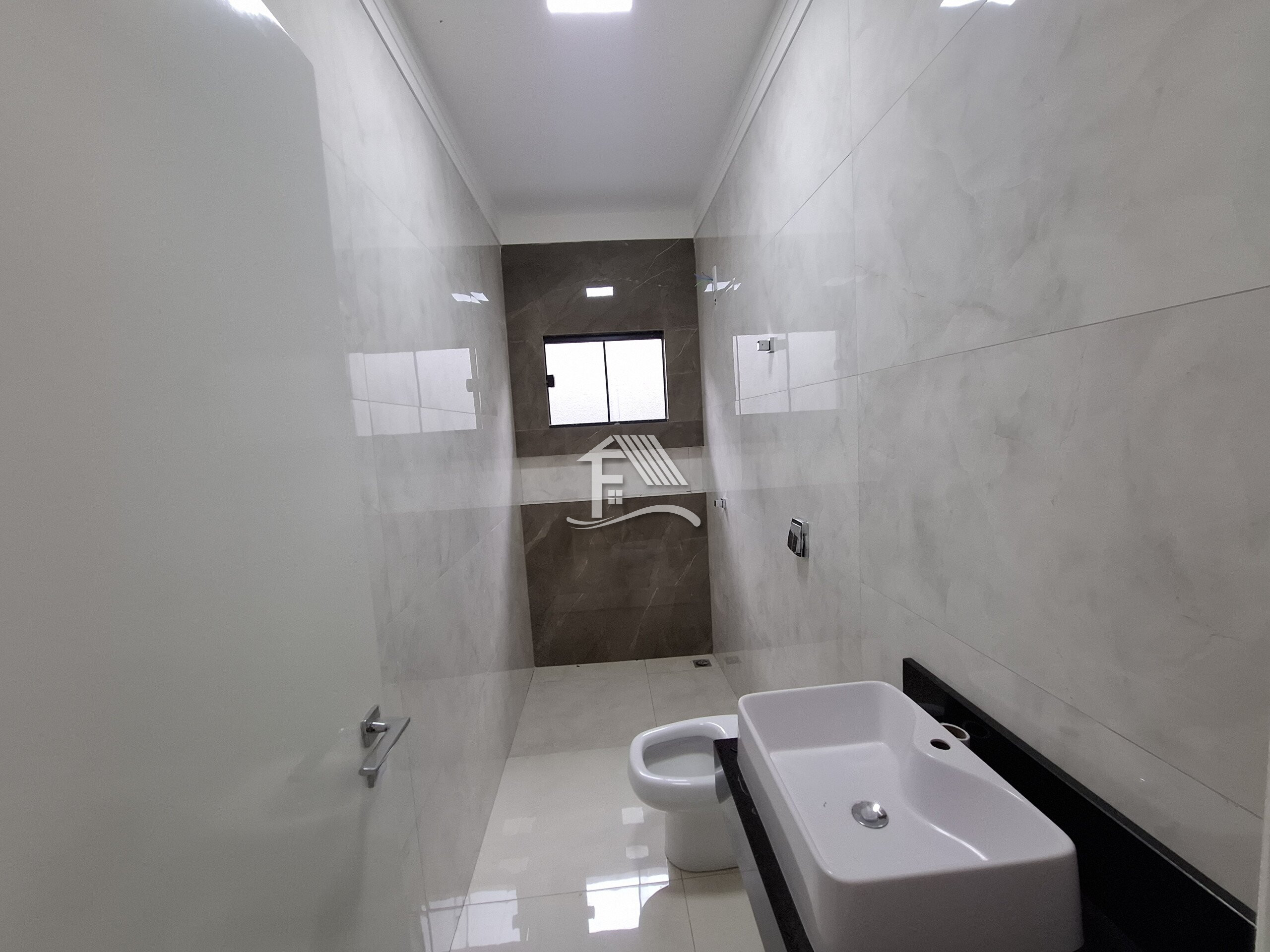 Venda CASA ROLANDIA PR Brasil