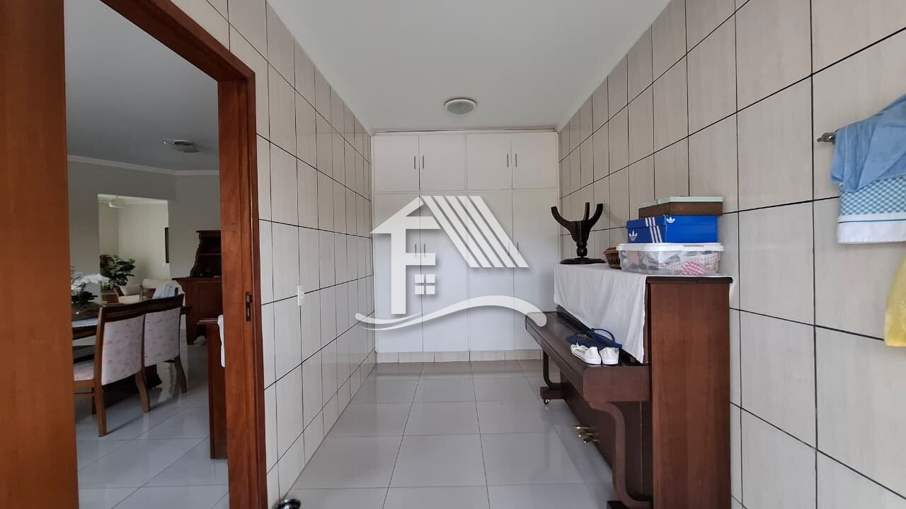 Venda CASA ROLANDIA PR Brasil