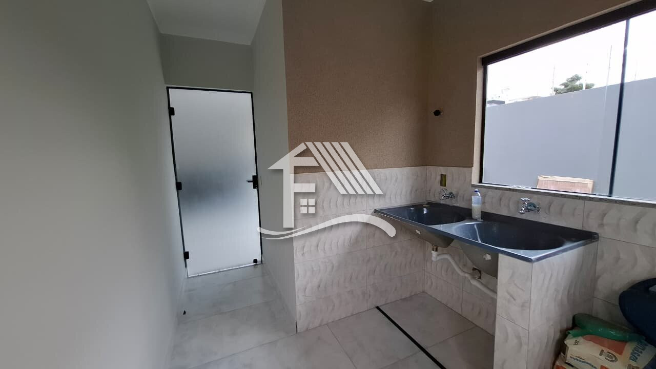 Venda CASA ROLANDIA PR Brasil