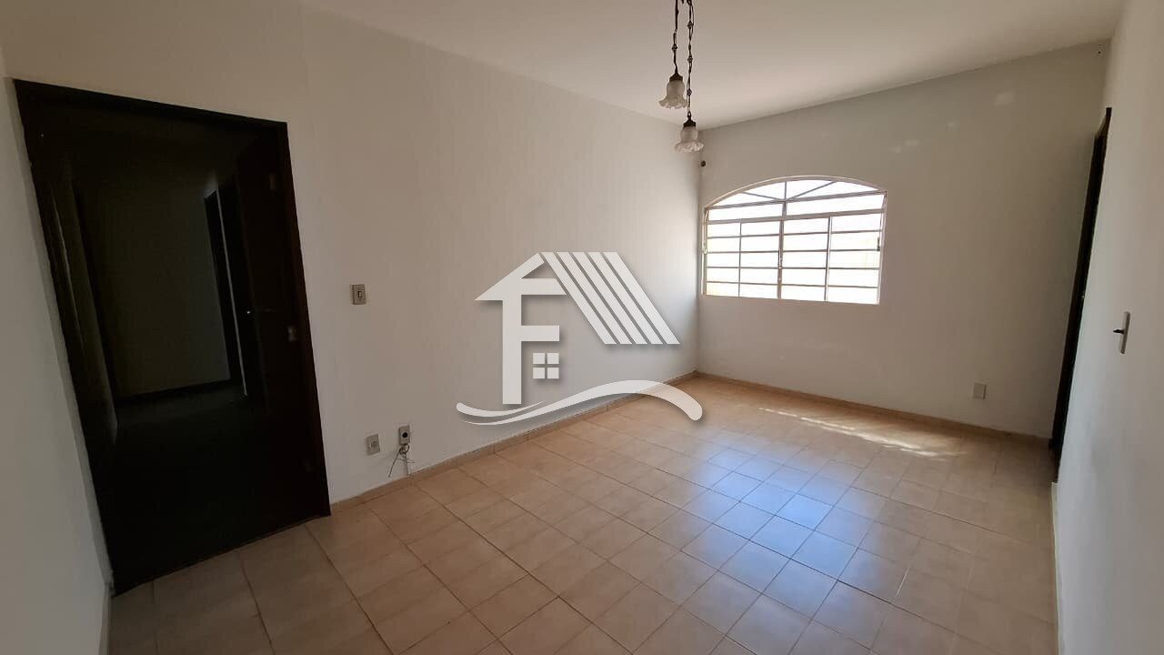 Venda CASA ROLANDIA PR Brasil
