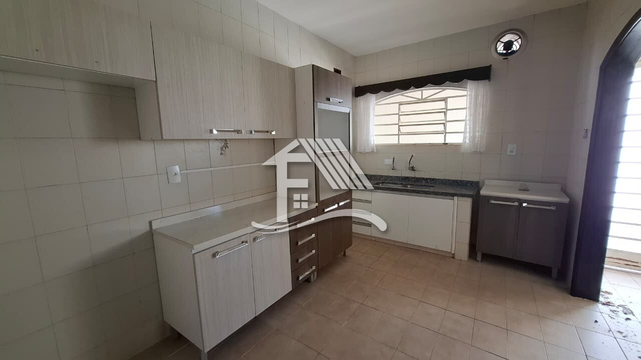 Venda CASA ROLANDIA PR Brasil